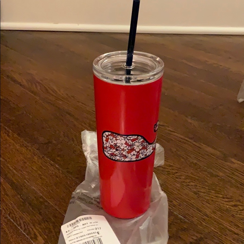 Hibiscus Whale Tumbler - Vineyard Vines for 🎯